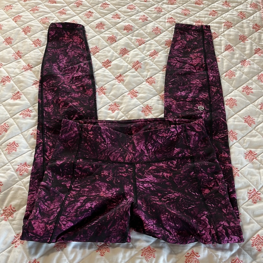 Lululemon size 4